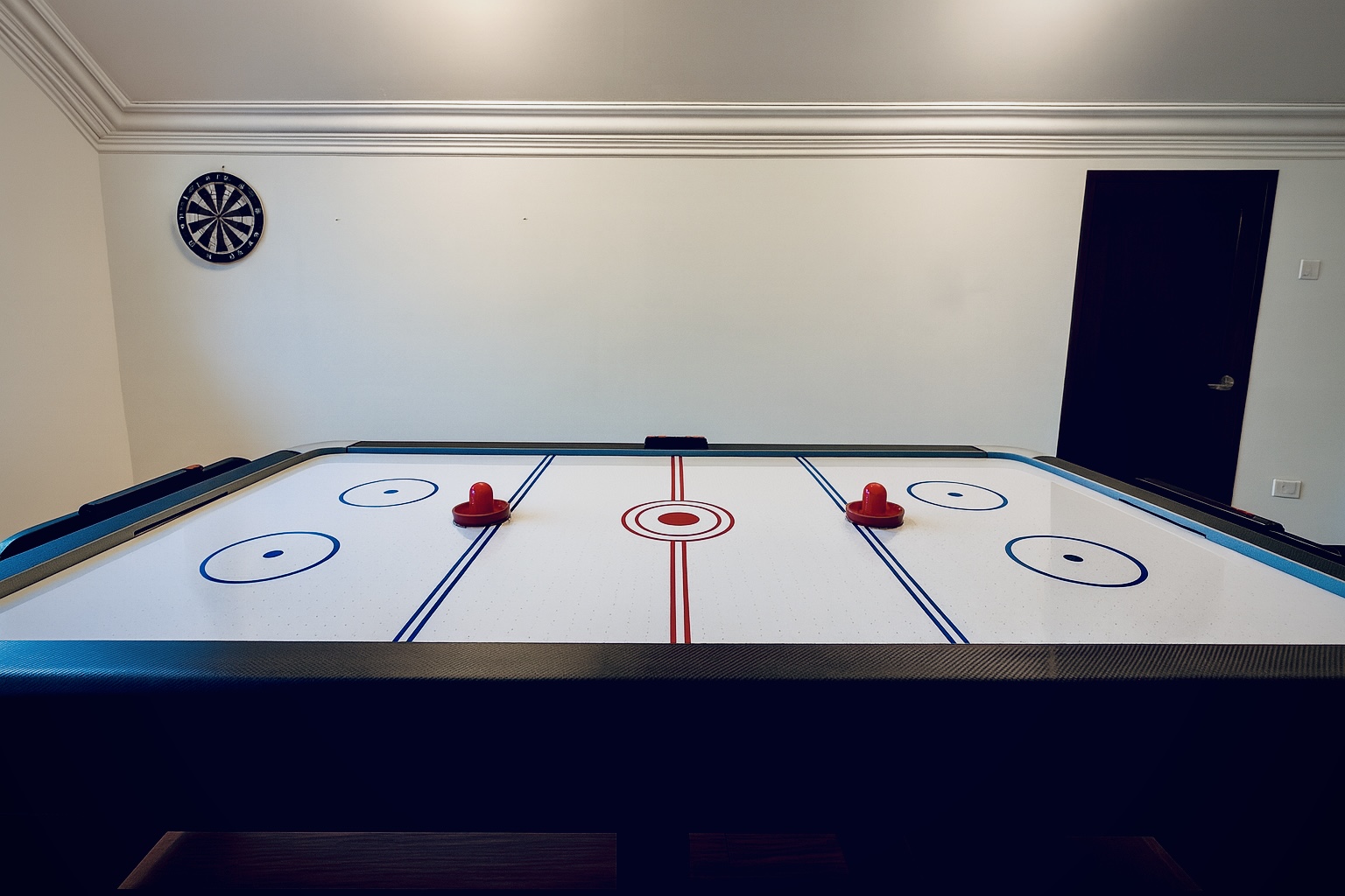 Air hockey table at Villa Rinting